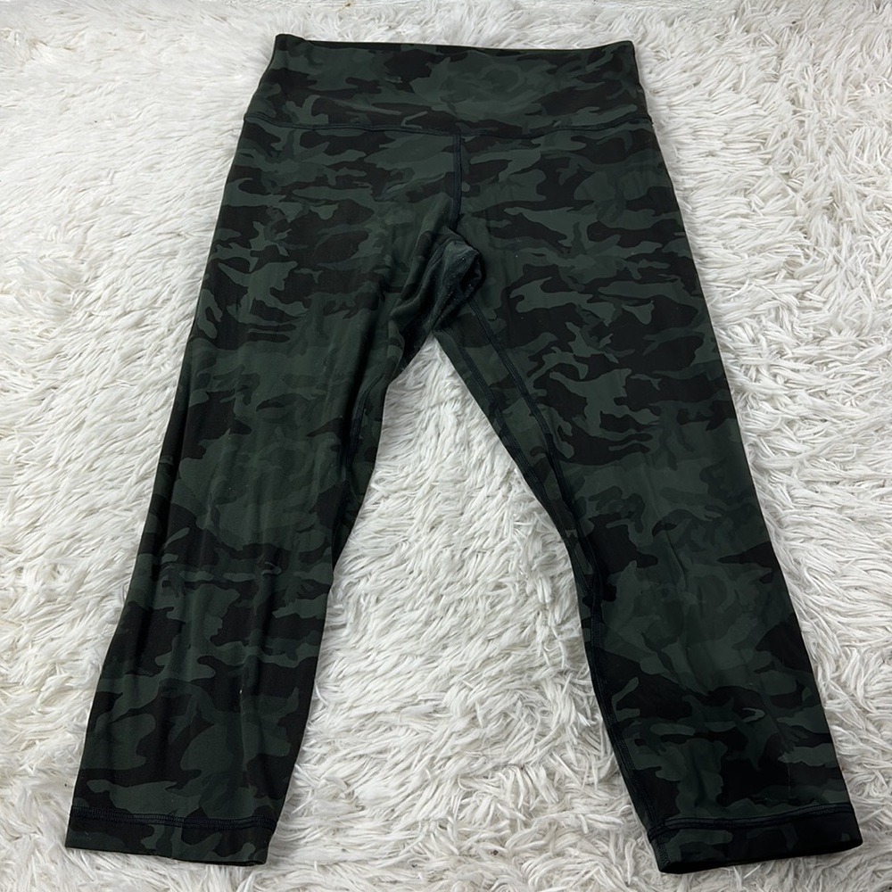 Lululemon Align Crop *21" Incognito Camo Multi Gator Green